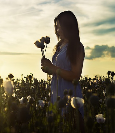 SUMMER PARTY STAFF STYLE